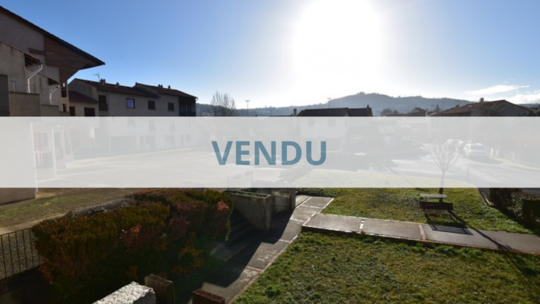 Appartement de 63 m2  à rénover VALS