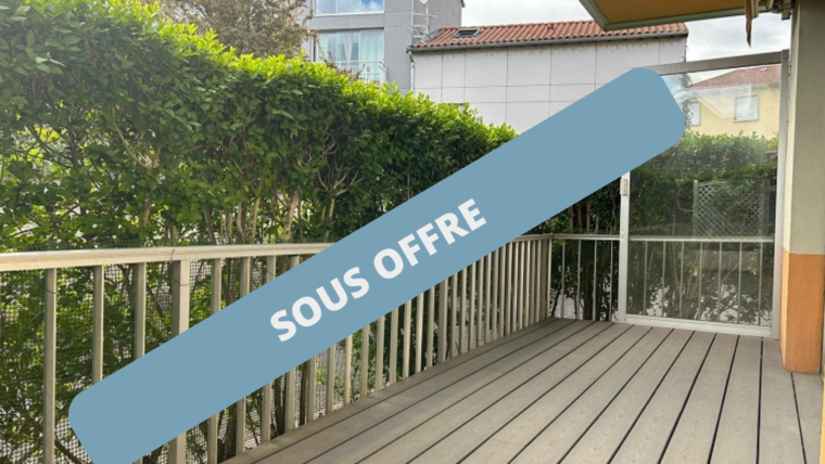 APPARTEMENT 82 M2 RDC AVEC TERRASSE +STATIONNEMENT PRIVATIF + CAVE LE PUY